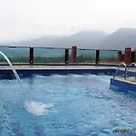 Отель Athina 3*