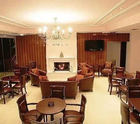 雅典娜酒店 酒店