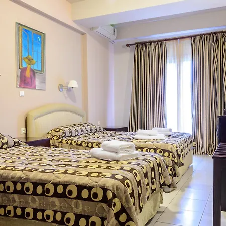 Athina Hotell Káto Loutrákion