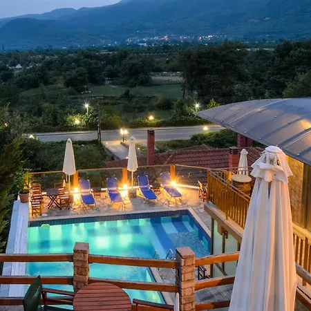 Athina Hotell 3*
