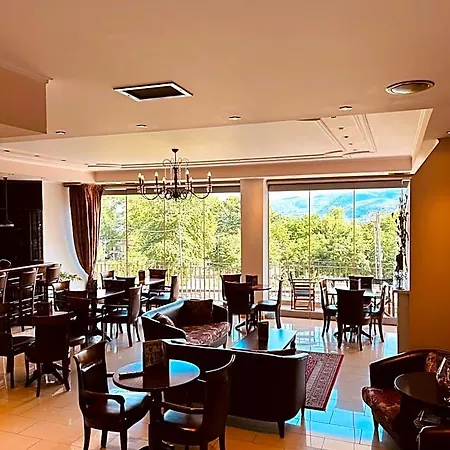 Hotel Athina 3*