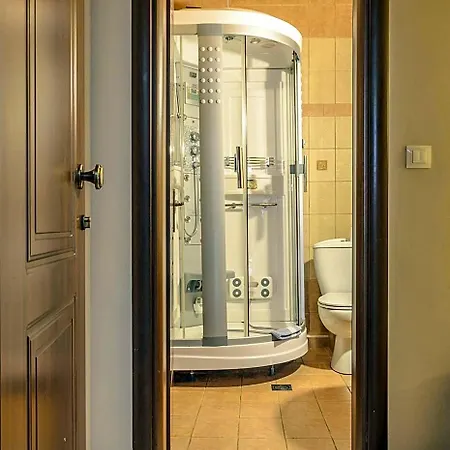 Athina Hotel