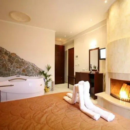 Athina Hotell Káto Loutrákion