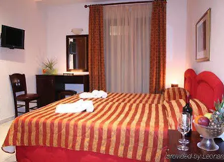 Athina Hotel Káto Loutrákion