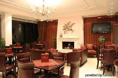 Otel Athina Káto Loutrákion